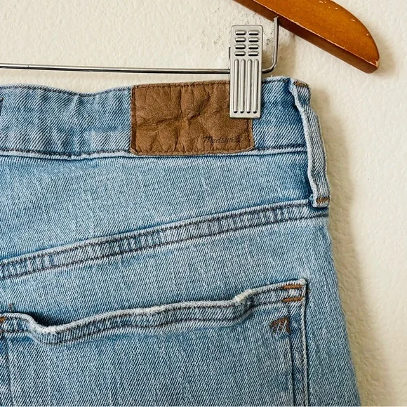 Madewell SIZE 29 The Curvy Perfect Vintage wide leg crop jeans in light wash - Picture 5 of 8